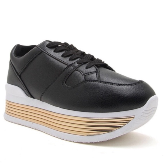 NWT Qupid Tampa Lace Up Women Sneakers Size 7 - Picture 3 of 7